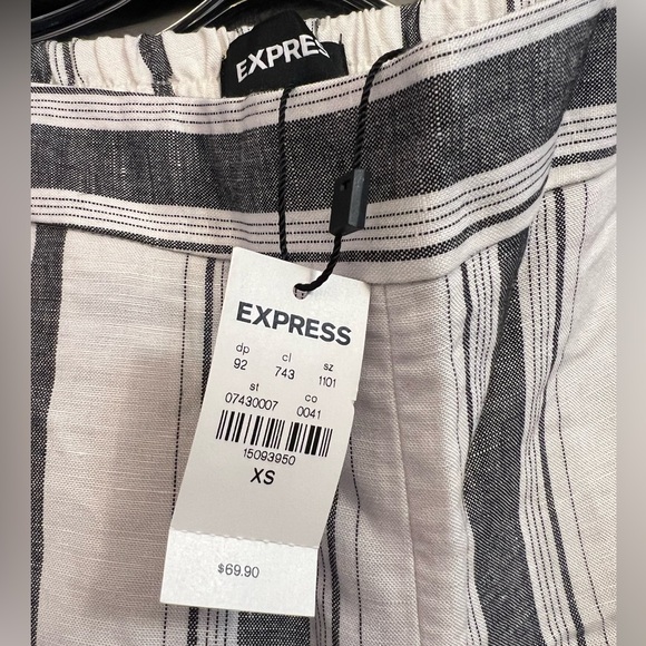EXPRESS Striped Two-Piece Linen Set - White & Gray Pants and Bustier - Picture 8 of 9